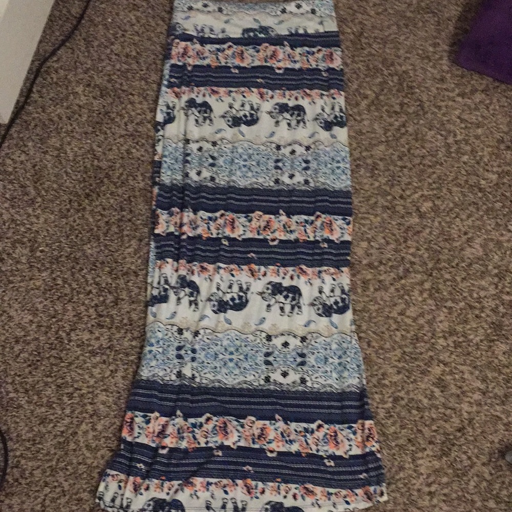 Beautiful NWOT skirt.